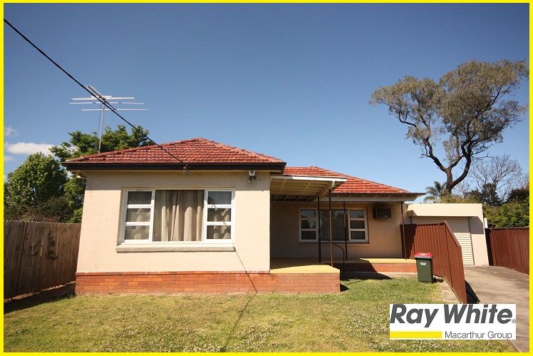 7 Cuthel Place, Campbelltown NSW 2560, Image 0