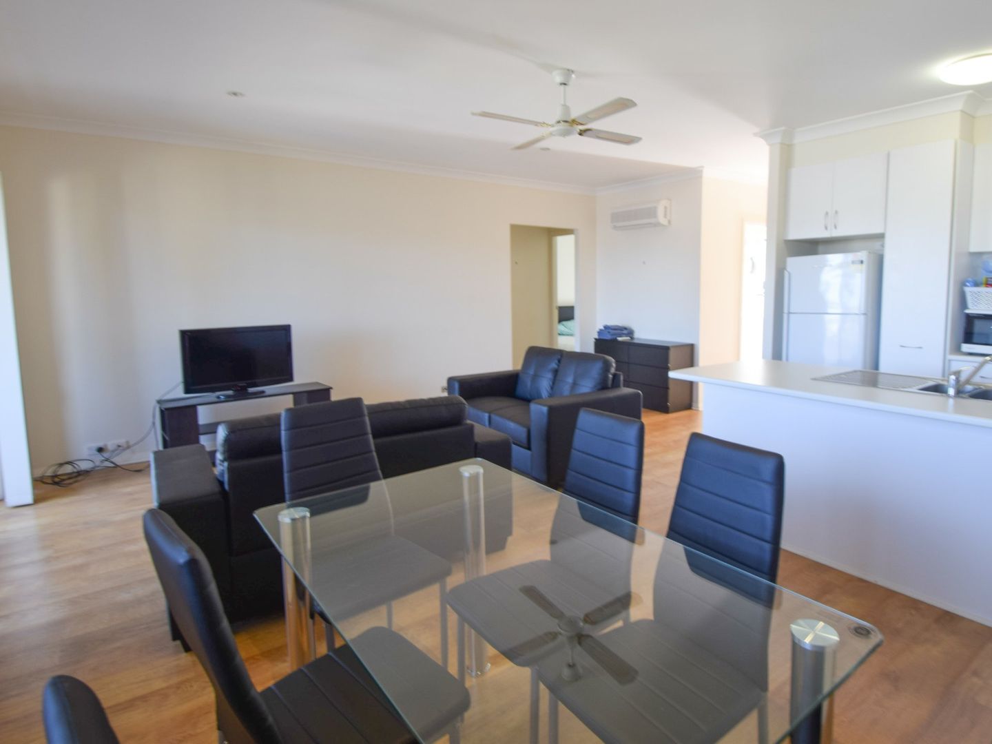5-157 William Street, Young NSW 2594, Image 2