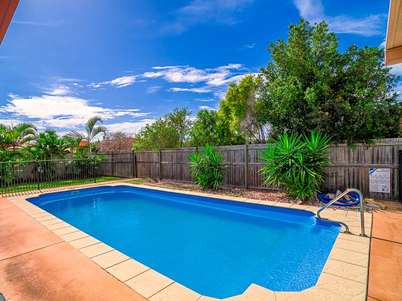 14 Mainsail Court, Point Vernon QLD 4655, Image 2