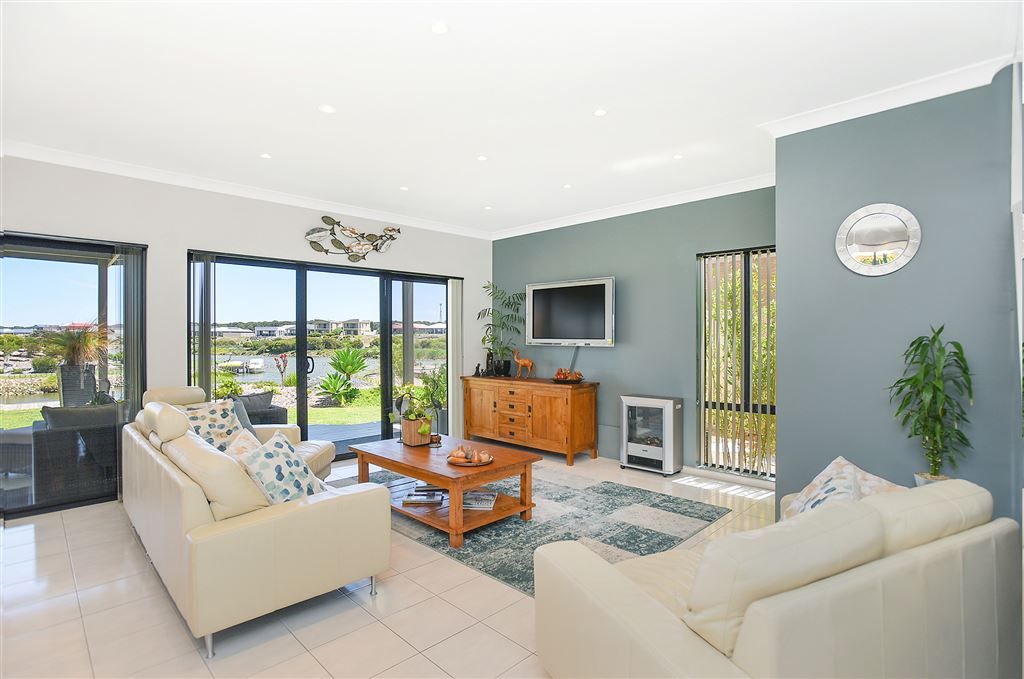 163 Excelsior Parade, Hindmarsh Island SA 5214, Image 2