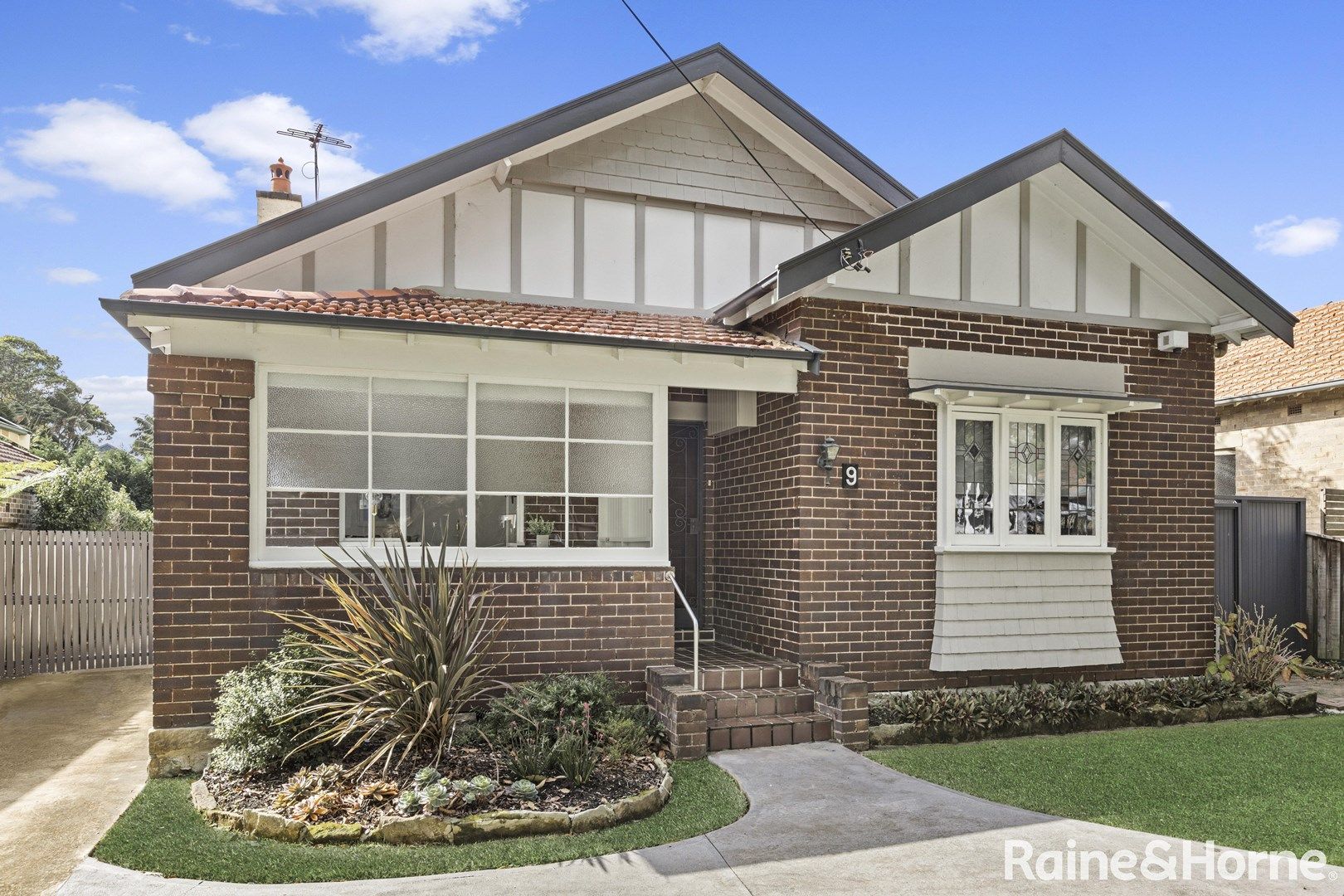 9 Hollywood Crescent, Willoughby NSW 2068, Image 0