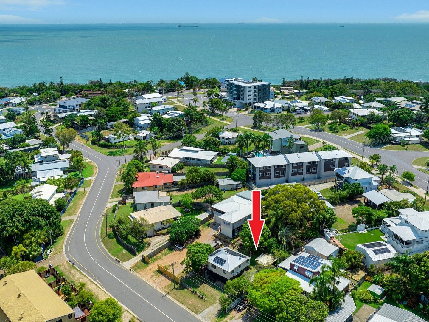 23 Beach Avenue, Tannum Sands QLD 4680, Image 0