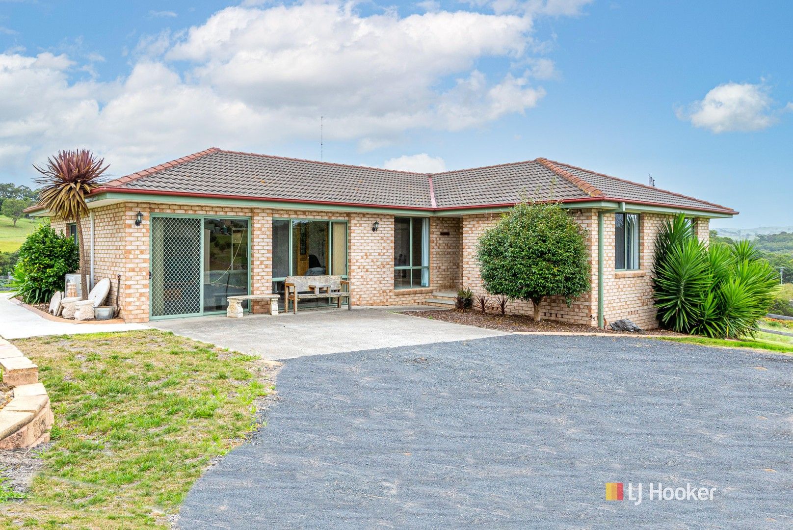 77 Max Slater Drive, Bega NSW 2550, Image 0