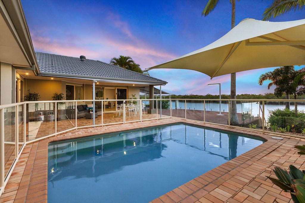 40 Lakefield Crescent, Paradise Point QLD 4216, Image 2