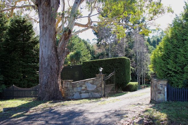 Picture of 16 Mulcahys Road, TRENTHAM VIC 3458