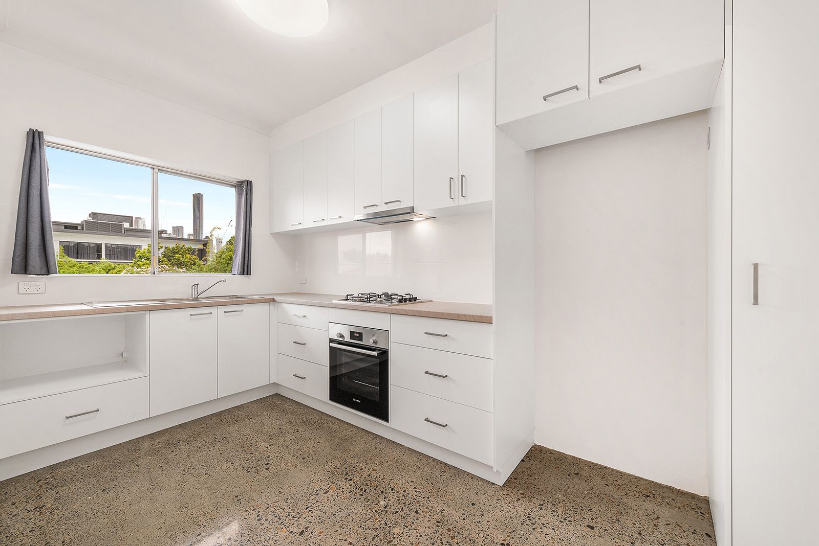 1 bedrooms Apartment / Unit / Flat in 8/246 Harcourt Street NEW FARM QLD, 4005