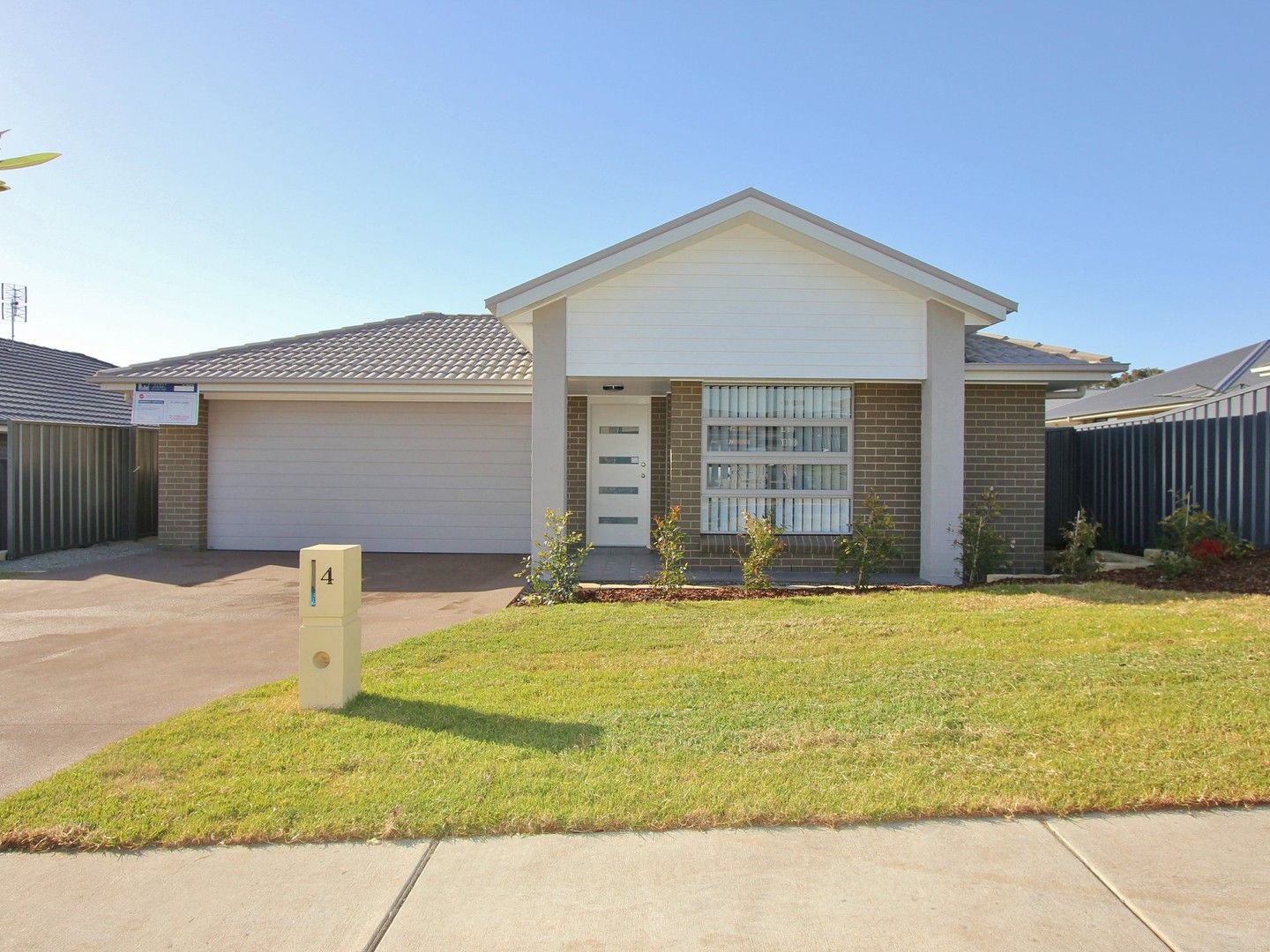 4 bedrooms House in 4 Cambridge Street THORNTON NSW, 2322