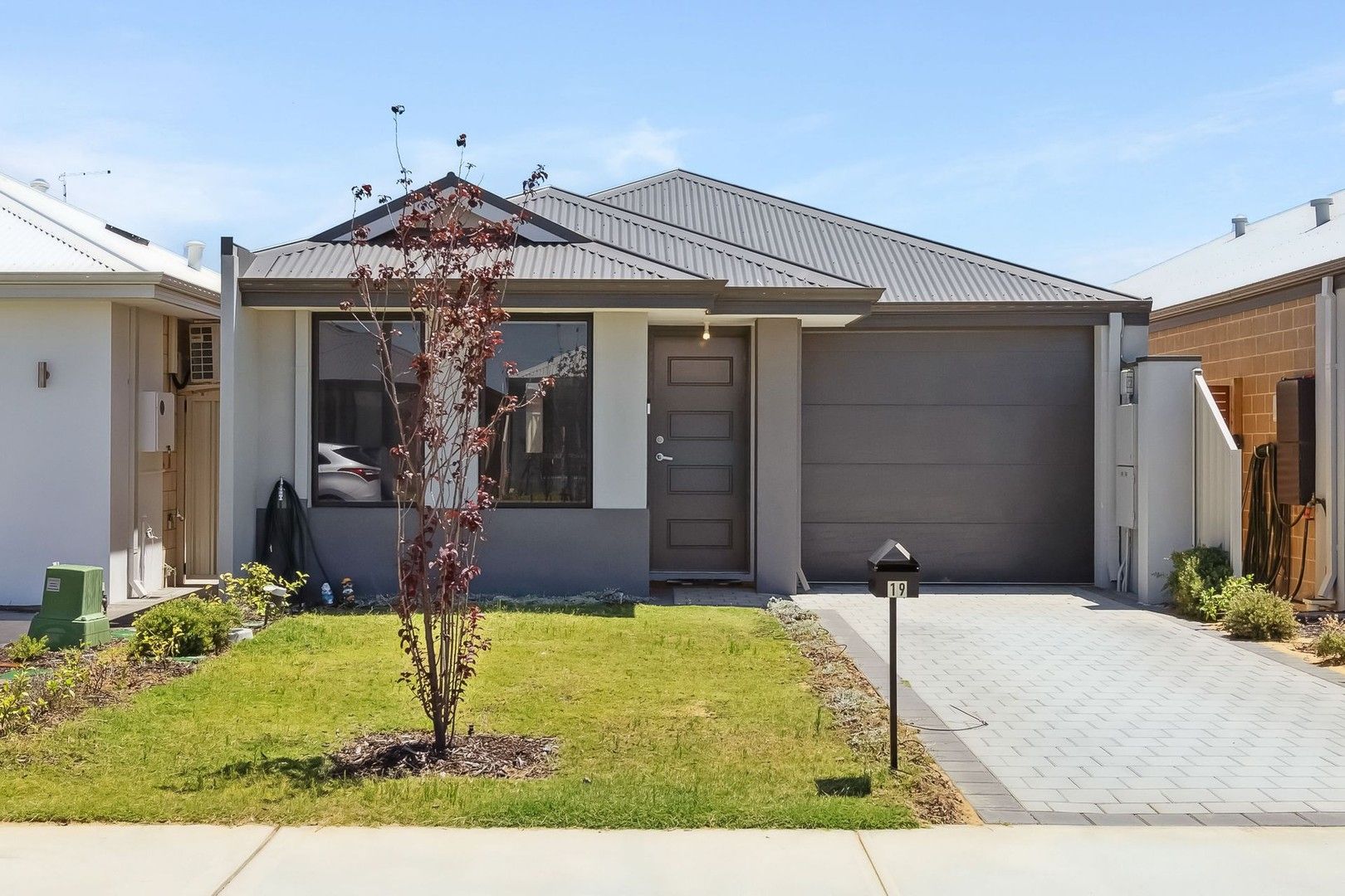 3 bedrooms House in 19 Grafton Way HILBERT WA, 6112