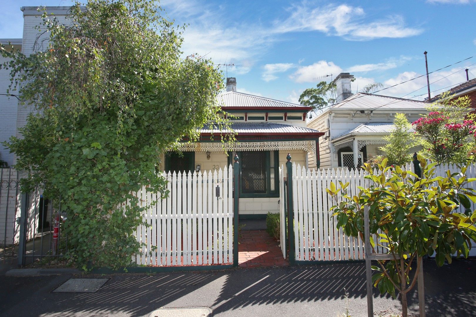 2 bedrooms House in 33 Howitt Street SOUTH YARRA VIC, 3141