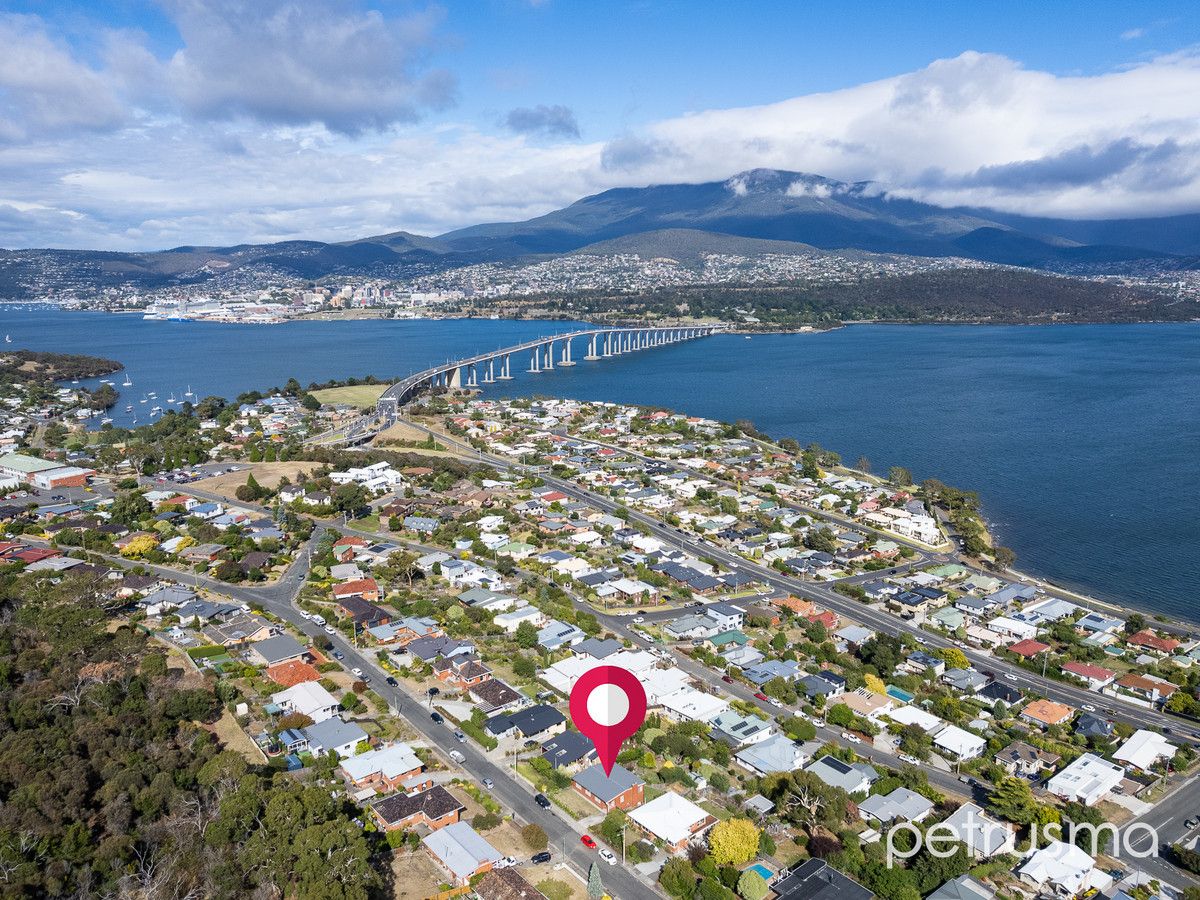 28 Cornwall Street, Rose Bay TAS 7015, Image 1