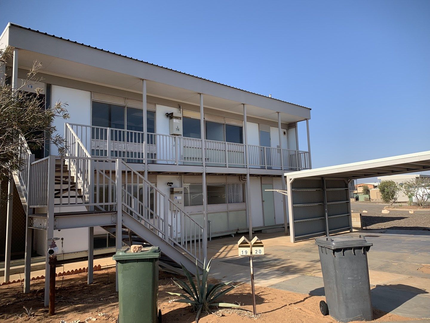 3 bedrooms Apartment / Unit / Flat in 19/1 Hearn Place CARNARVON WA, 6701