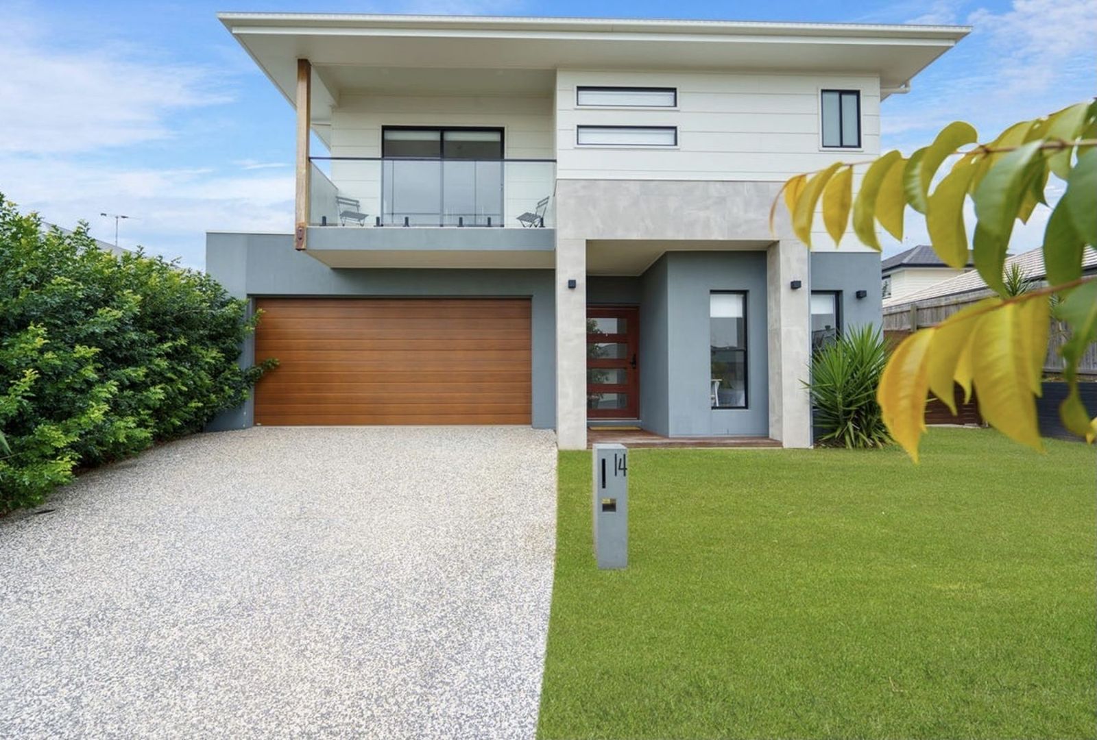 14 Hinton Crescent, Mango Hill Property History & Address Research