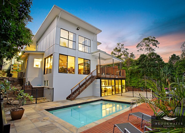 4 Scenery Court, Brookwater QLD 4300