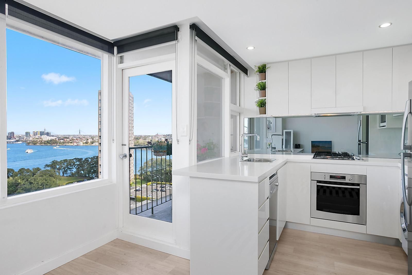 91/2-4 East Crescent Street, Mcmahons Point NSW 2060, Image 2