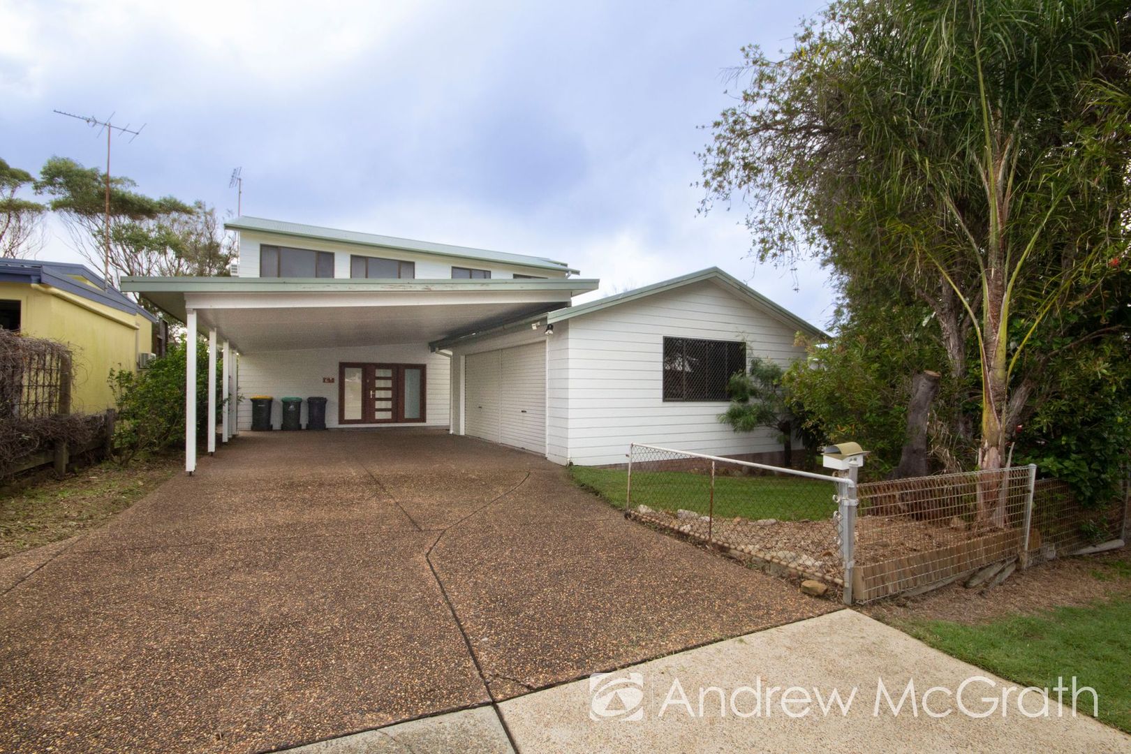 63 Caves Beach Road, Caves Beach Property History & Address Research