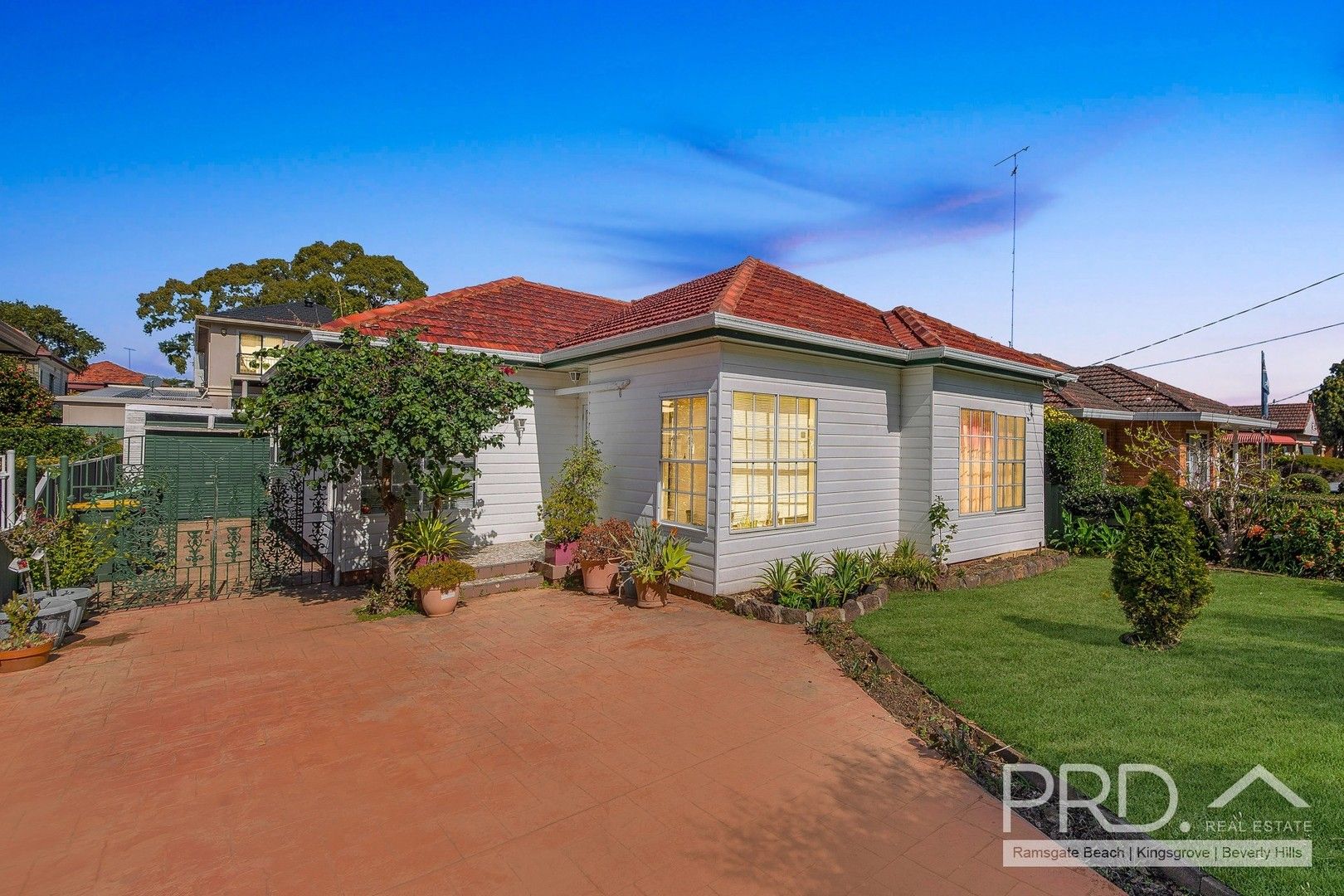 11 Roseanne Avenue, Roselands NSW 2196, Image 0