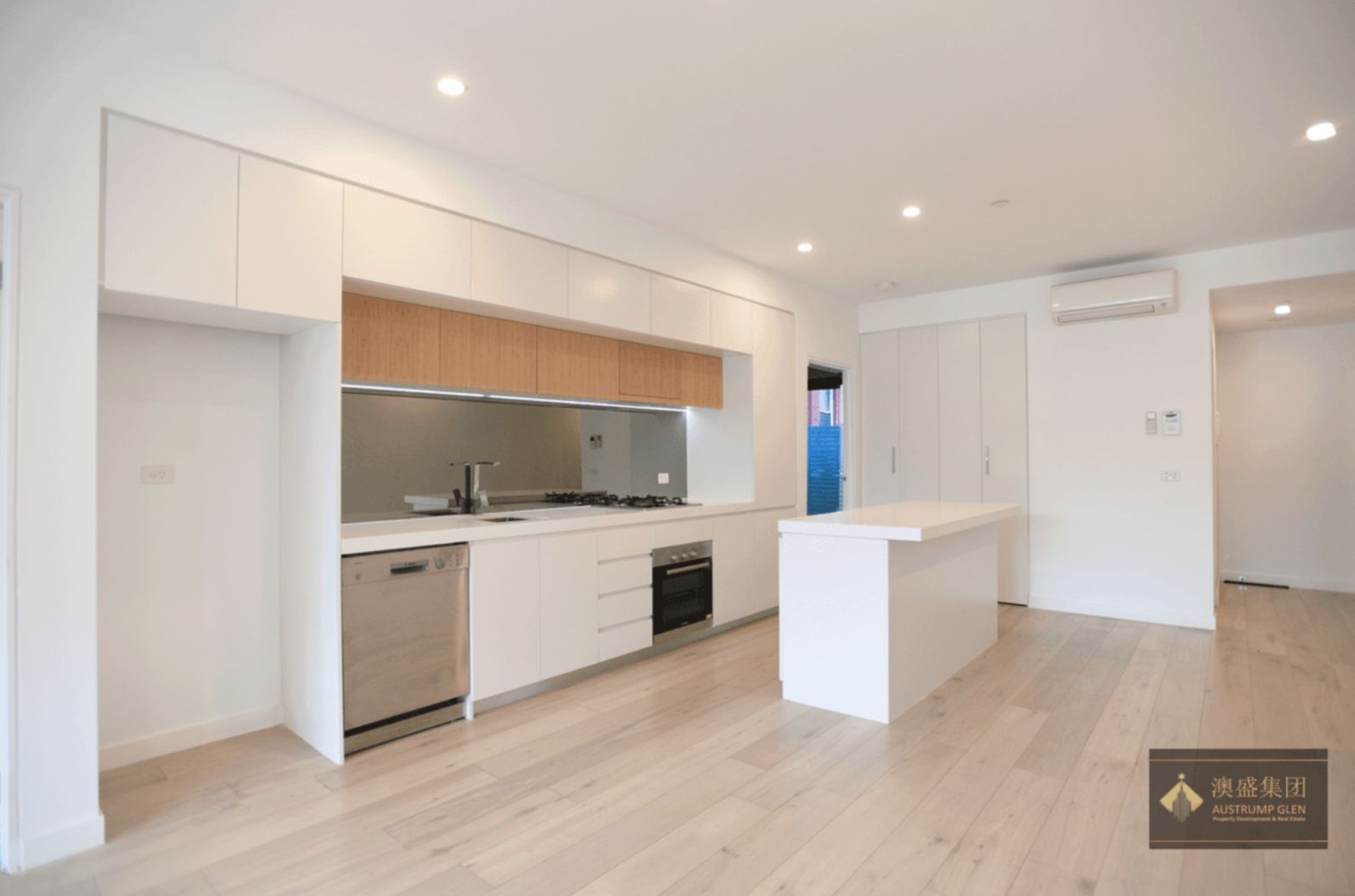 2 bedrooms Apartment / Unit / Flat in 107/144 Hawthorn Road CAULFIELD NORTH VIC, 3161