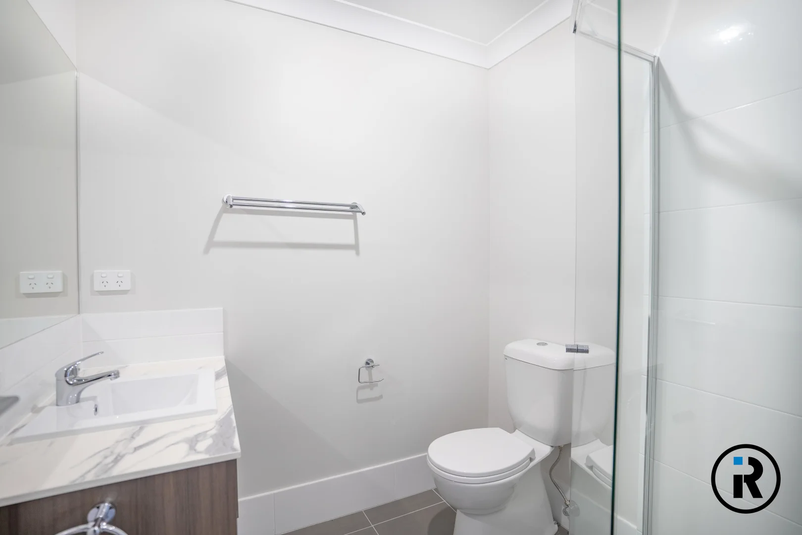 Additional image 5 of 2/3 Creek Place, Park Ridge QLD 4125