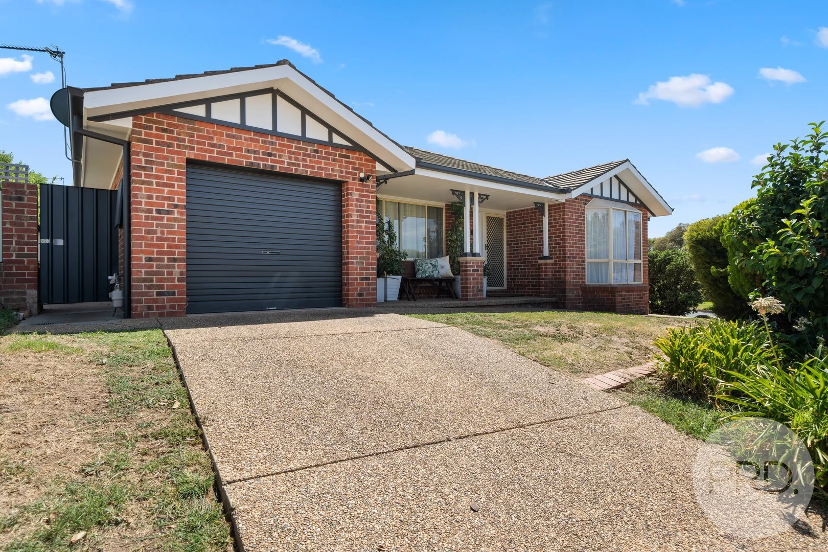 Primary image of 2 Fletcher Place, Kooringal NSW 2650