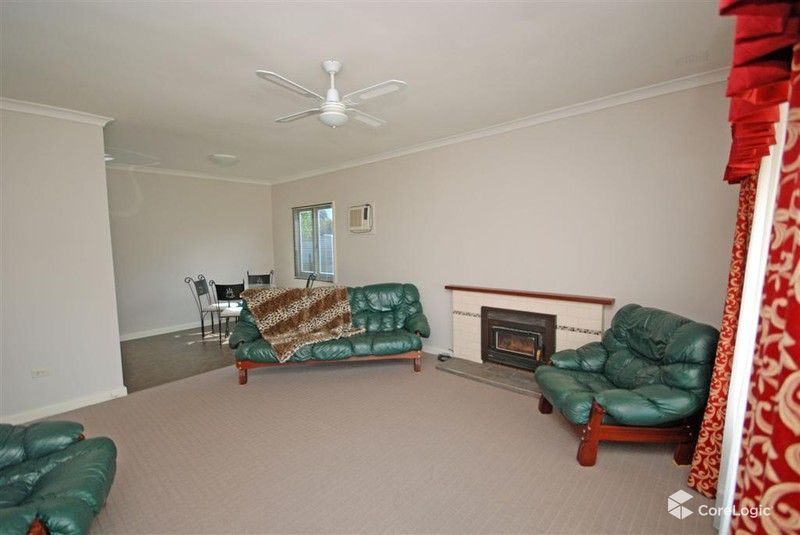 137 Clayton Road, Narrogin WA 6312, Image 2