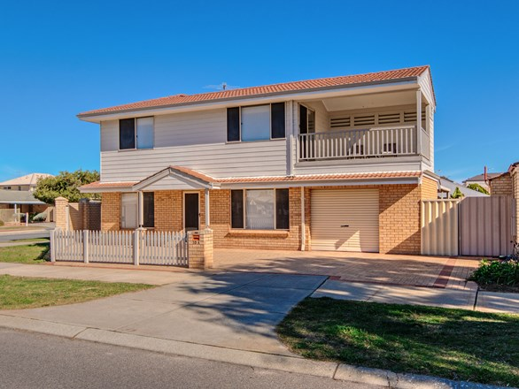 1/10 Bay View Street, Rockingham WA 6168