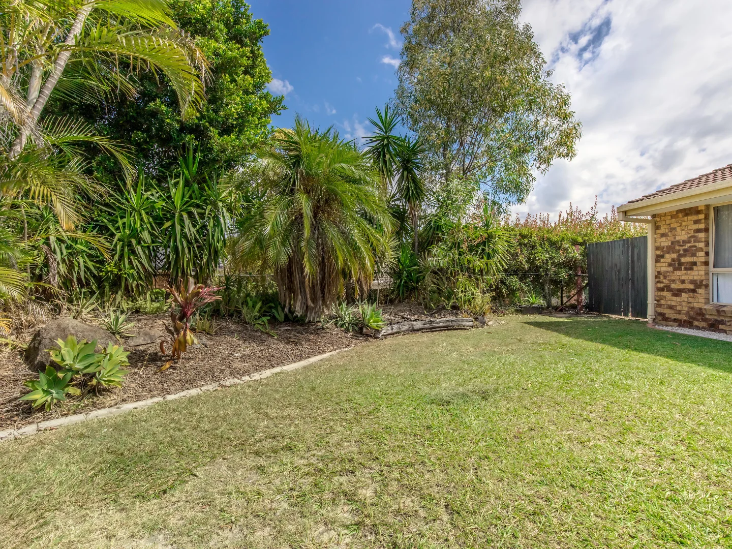 Additional image 5 of 2/11 Illusion Court, Oxenford QLD 4210