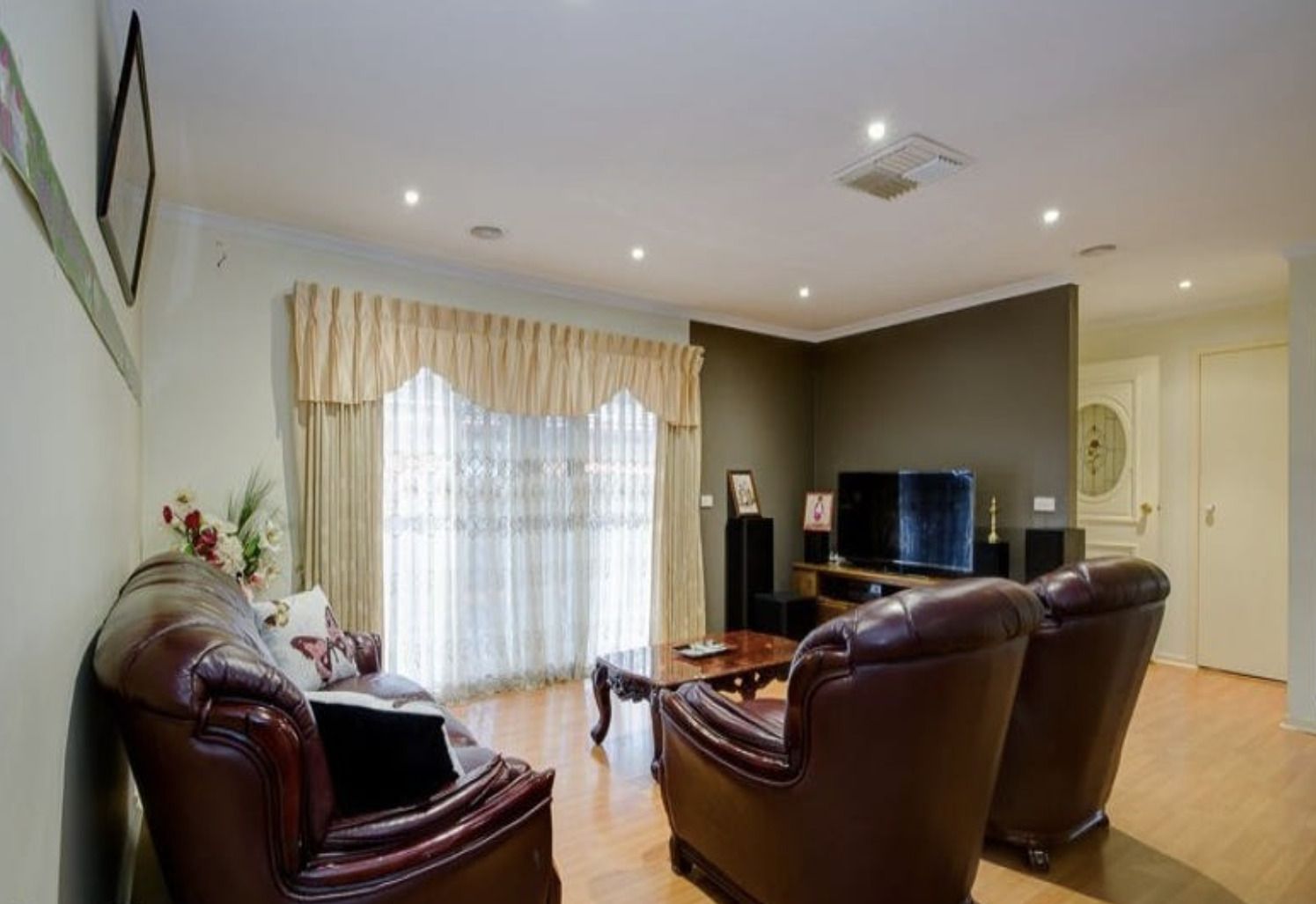 4 Greenlea Grove, Hampton Park VIC 3976, Image 1