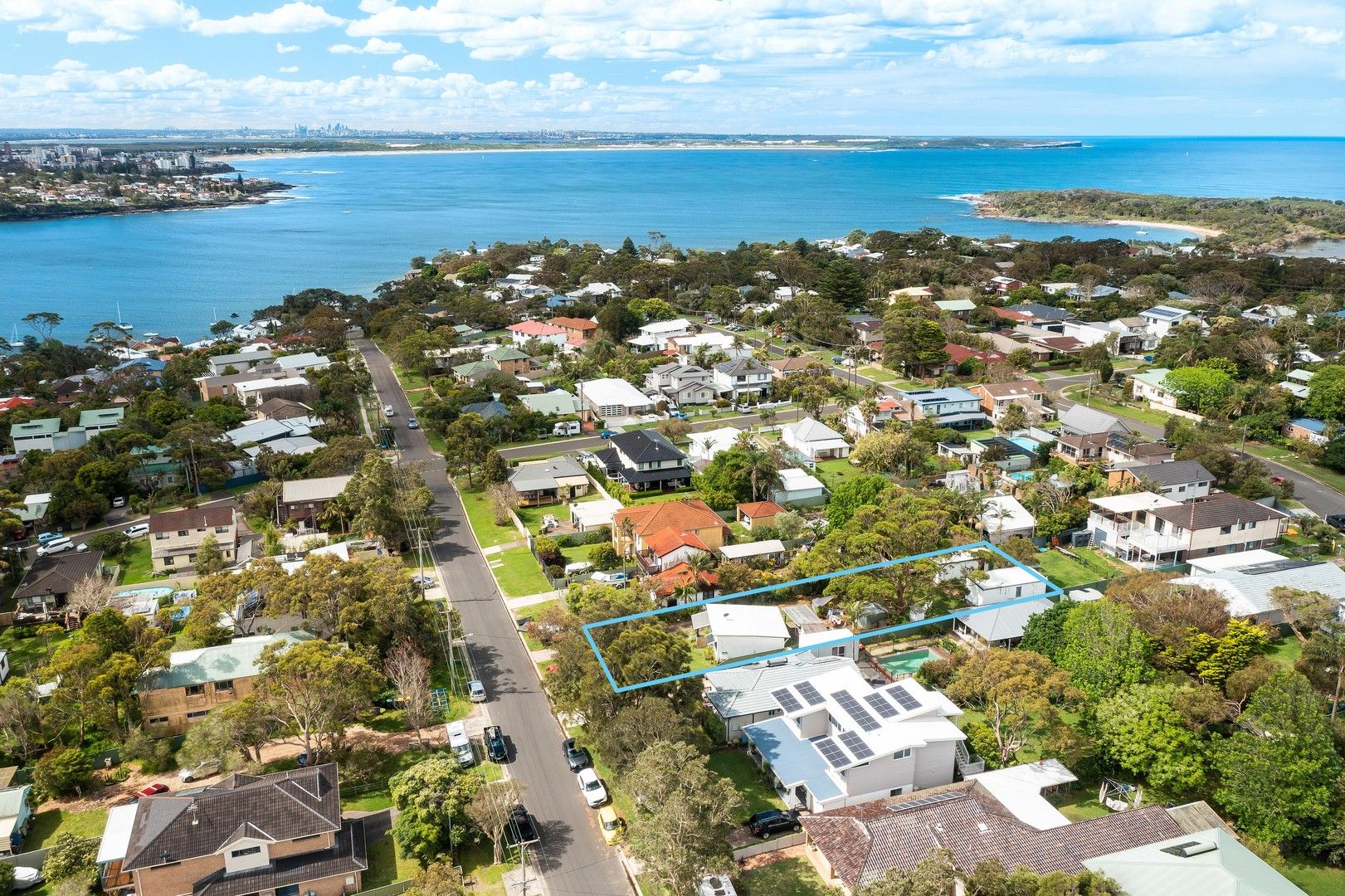 3 bedrooms House in 22 Bournemouth Street BUNDEENA NSW, 2230