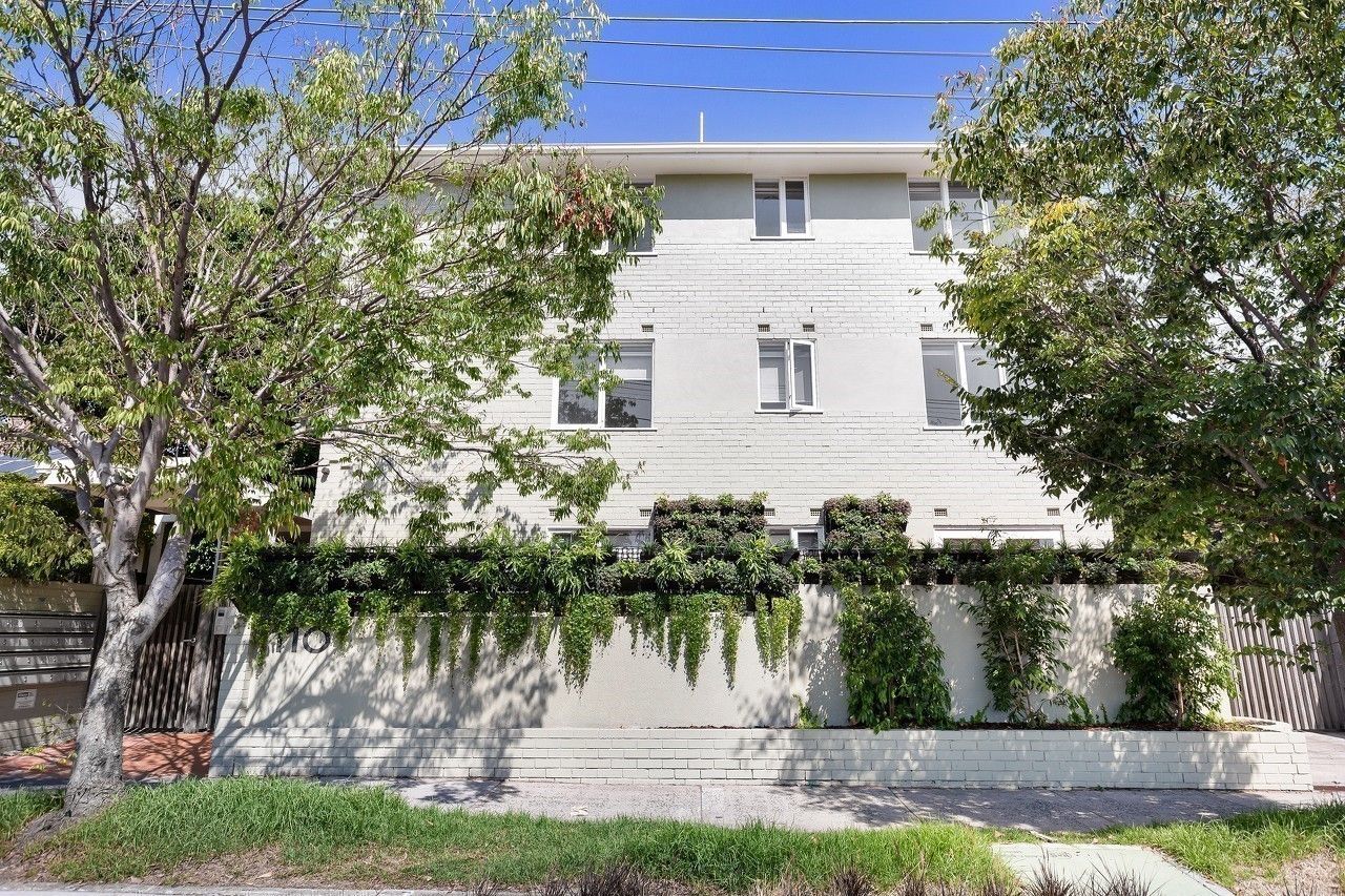 1 bedrooms Apartment / Unit / Flat in 16/110 Wellington Street ST KILDA VIC, 3182