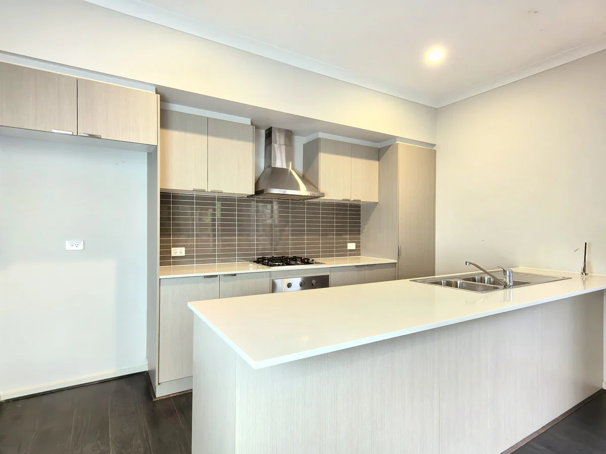 Additional image 5 of 102 Evesham Drive, Point Cook VIC 3030