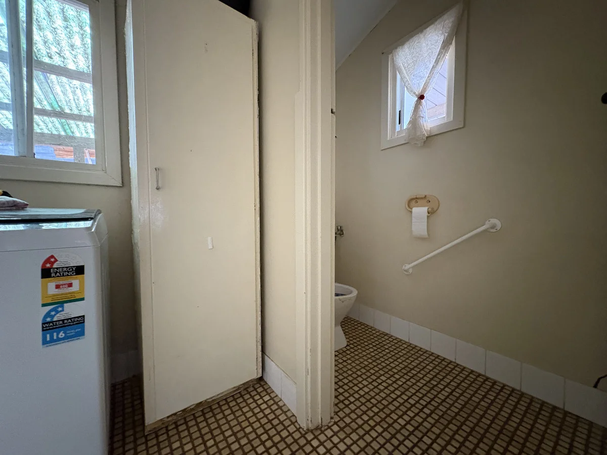 Image 12