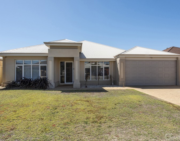 28 Frenchmans Crescent, Secret Harbour WA 6173