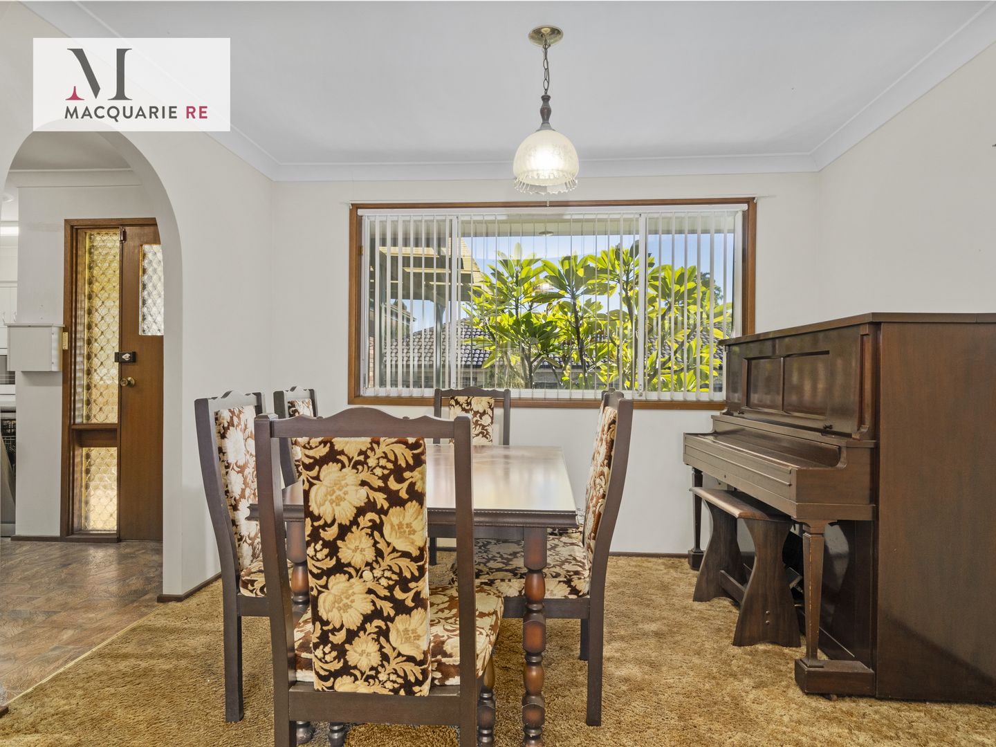 2 Moresby Avenue, Glenfield NSW 2167, Image 2