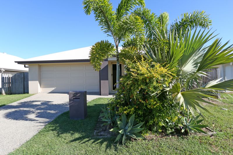 47 Newport Parade, Blacks Beach QLD 4740, Image 1