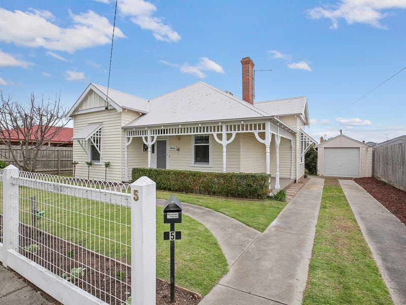 3 bedrooms House in 5 McLaughlin Street COLAC VIC, 3250