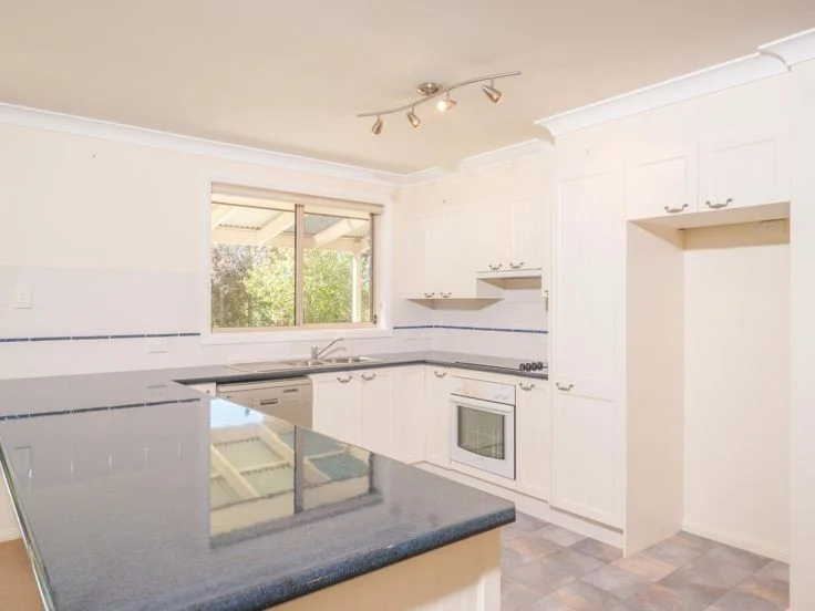 Additional image 2 of 11 Rowan Avenue, Uralla NSW 2358