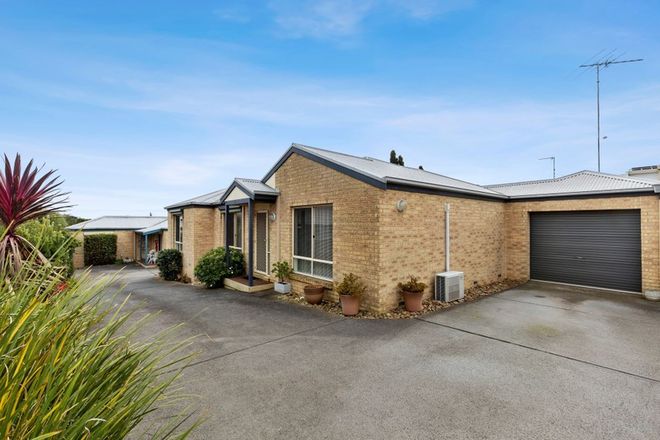 Picture of 2/30 Ernstine Way, DRYSDALE VIC 3222