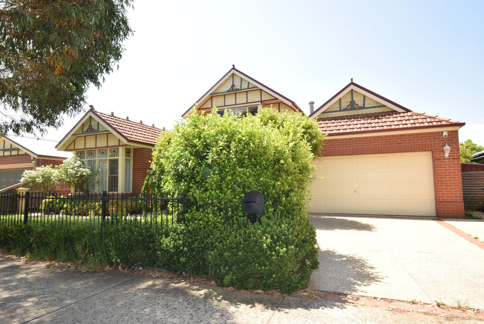 194 Linsell Boulevard, Cranbourne East VIC 3977