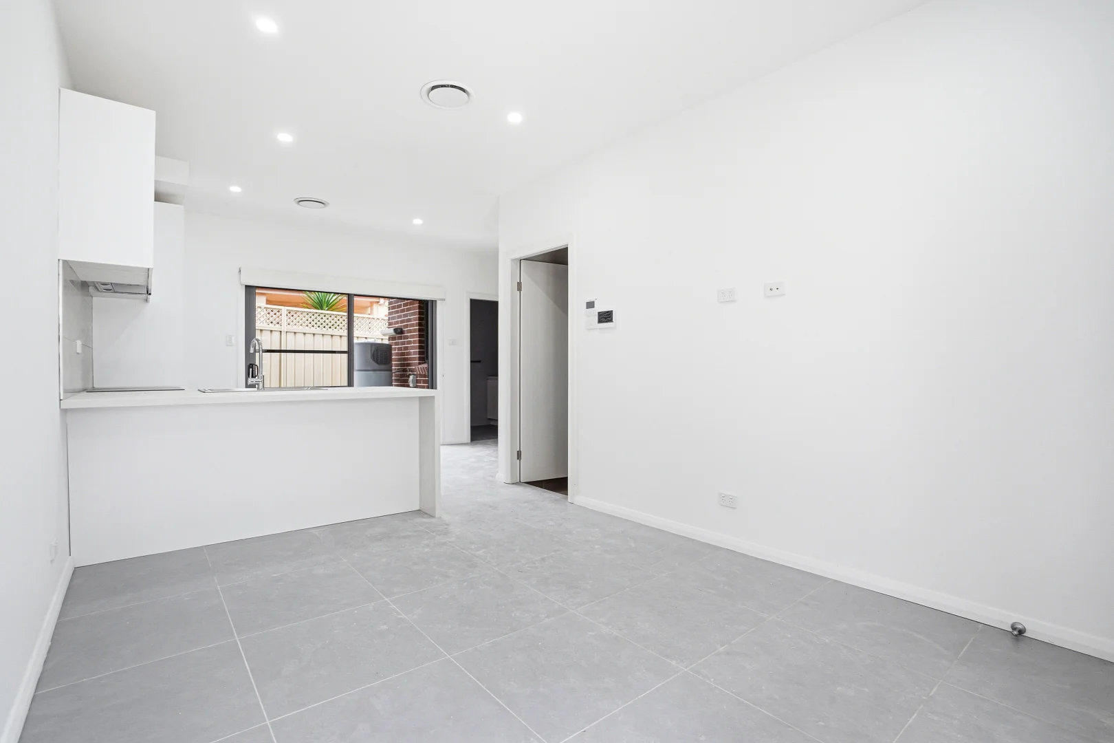 Additional image 3 of 4/229-231 Great Western Highway, St Marys NSW 2760