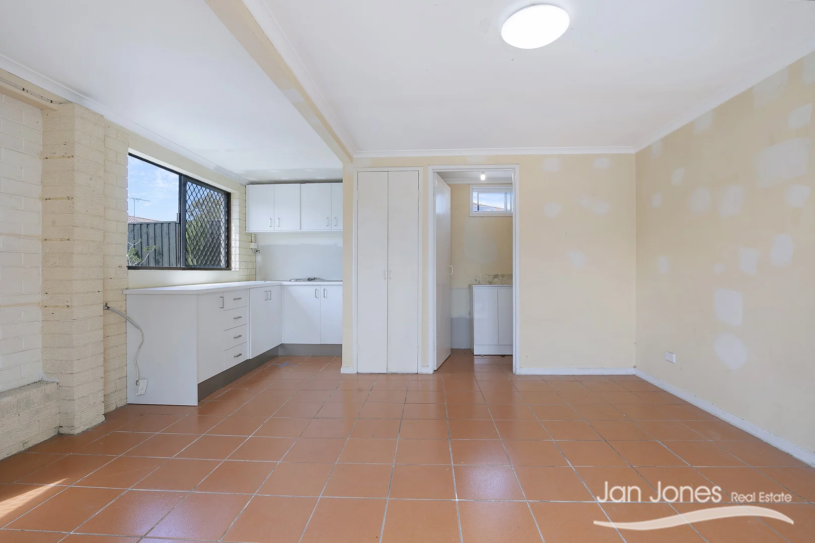 Additional image 15 of 107 Eversleigh Road, Scarborough QLD 4020