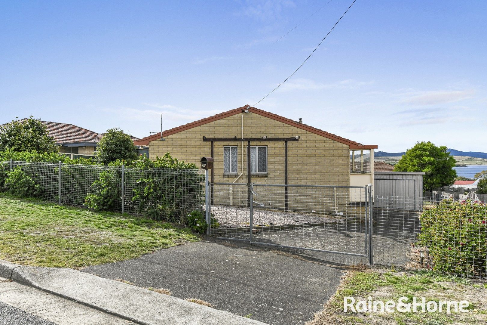 27 Second Avenue, Midway Point TAS 7171, Image 0