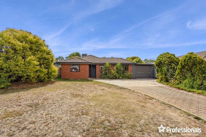 Picture of 44 Pinnacle Crescent, BROOKFIELD VIC 3338