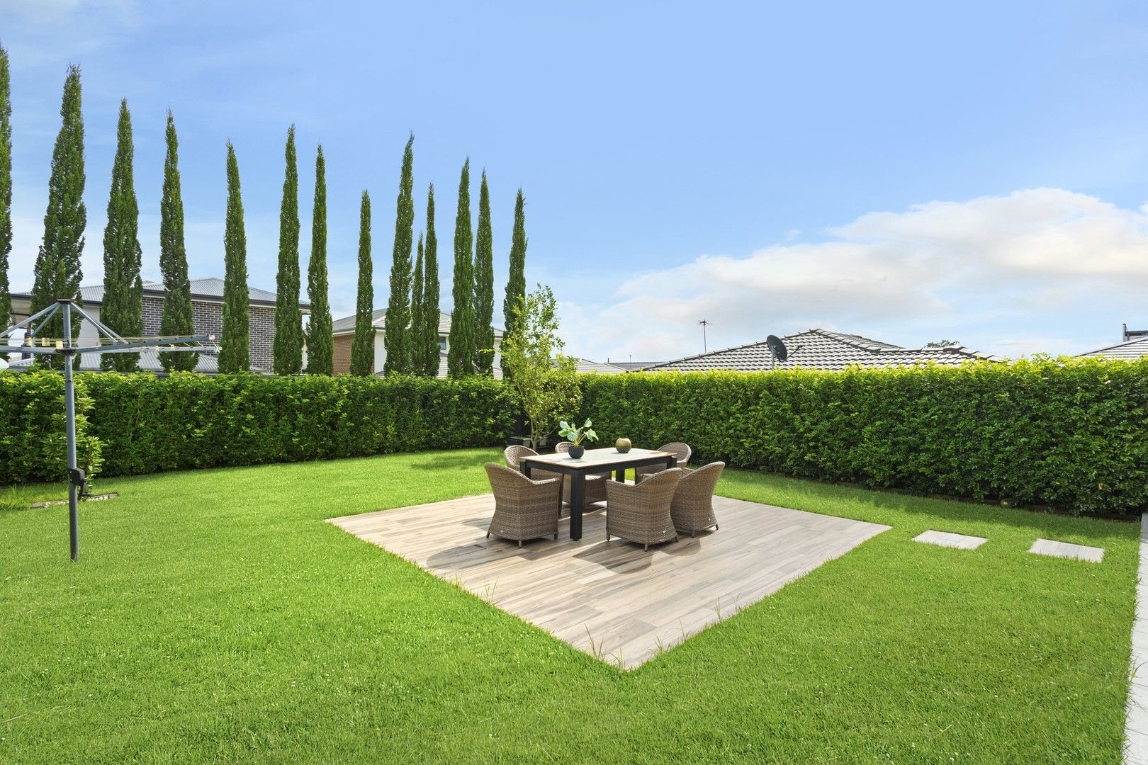 5 bedrooms House in 76 Yating Avenue SCHOFIELDS NSW, 2762