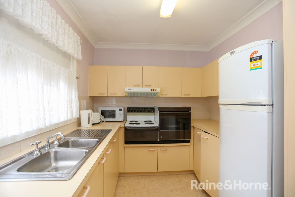 9/29a View Street, Kelso NSW 2795, Image 2
