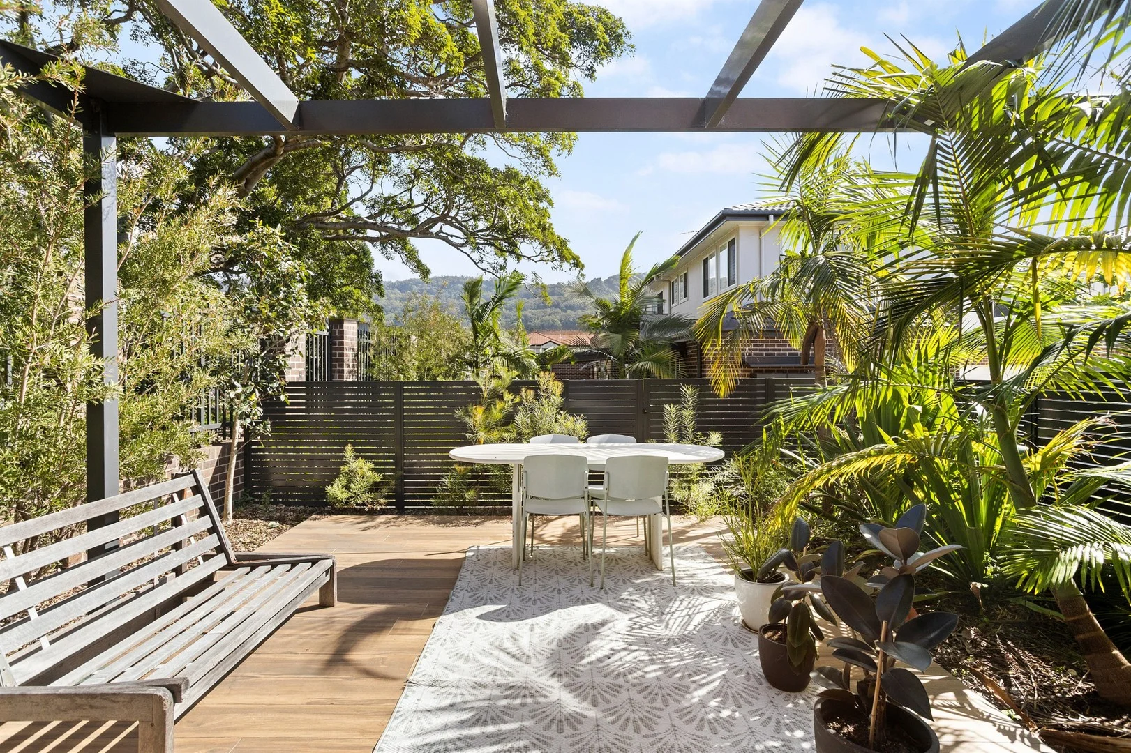 11/2A Gordon Street, Woonona NSW 2517