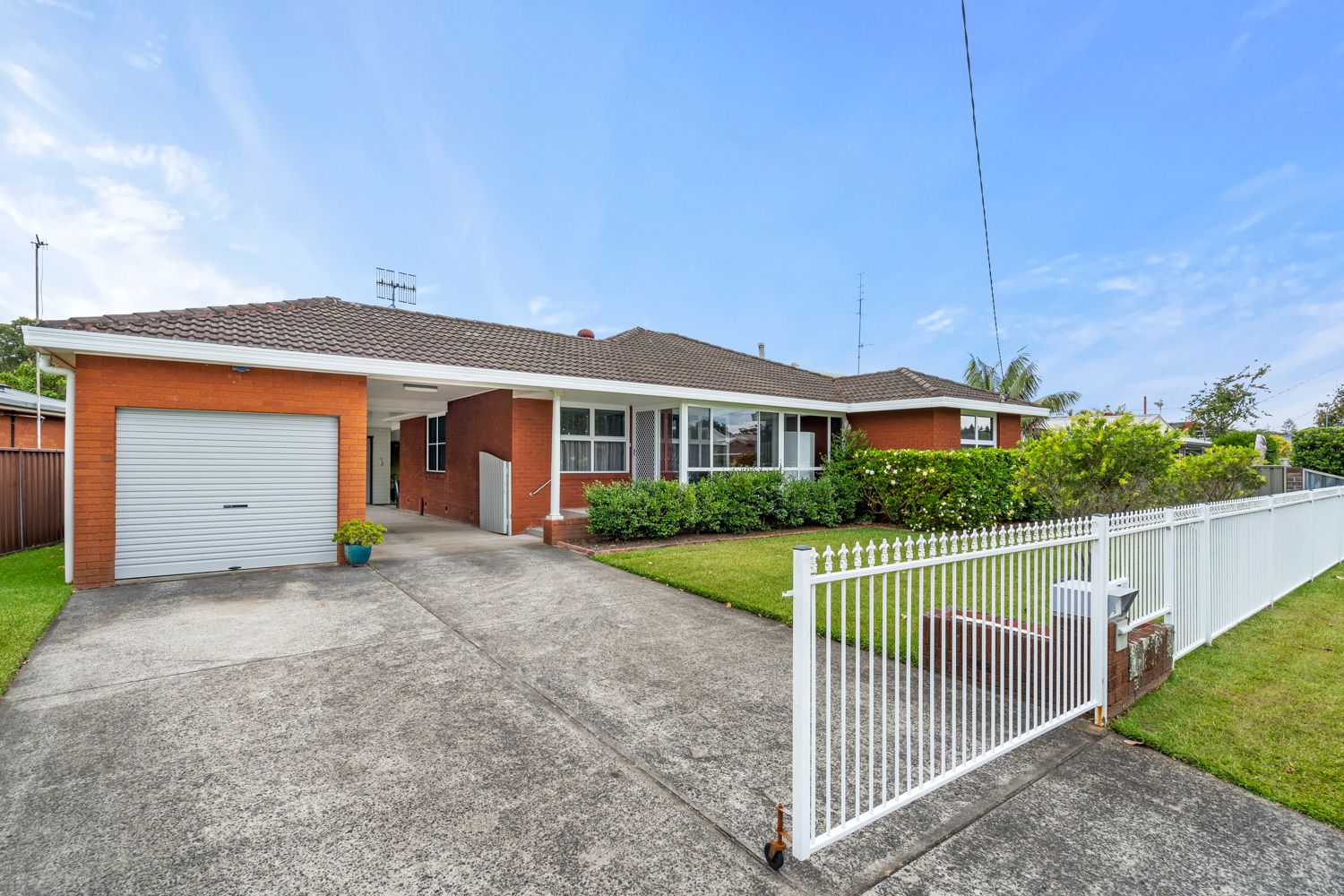 4 Endeavour Drive, Long Jetty NSW 2261, Image 0
