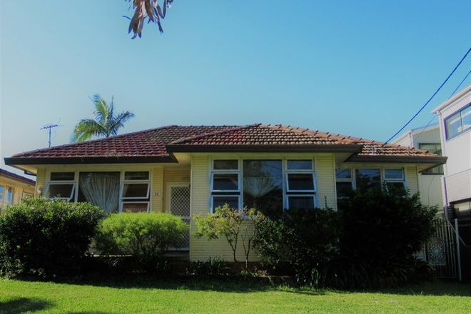 Picture of 26 Austin Boulevard, PICNIC POINT NSW 2213
