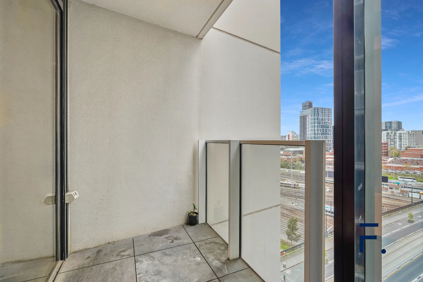 Additional image 5 of 1313/677 La Trobe Street, Docklands VIC 3008