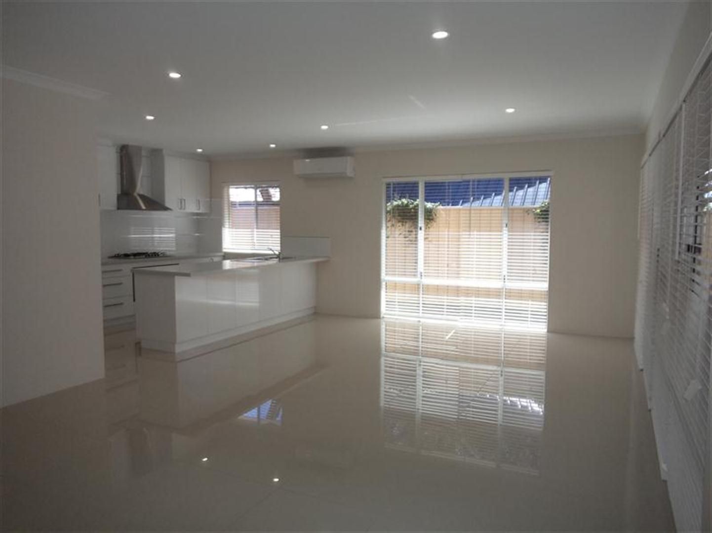 3 bedrooms House in 50a Saw Avenue ROCKINGHAM WA, 6168
