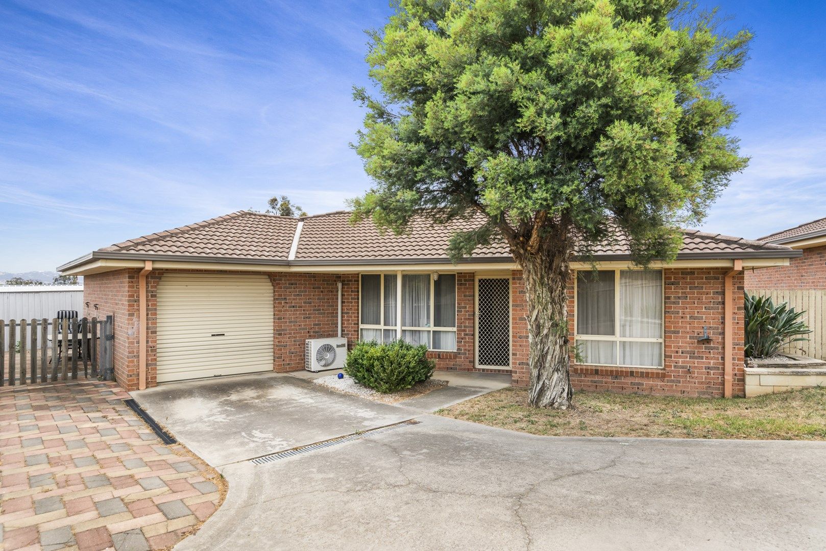 2/2 Dane Place, Wodonga VIC 3690, Image 0